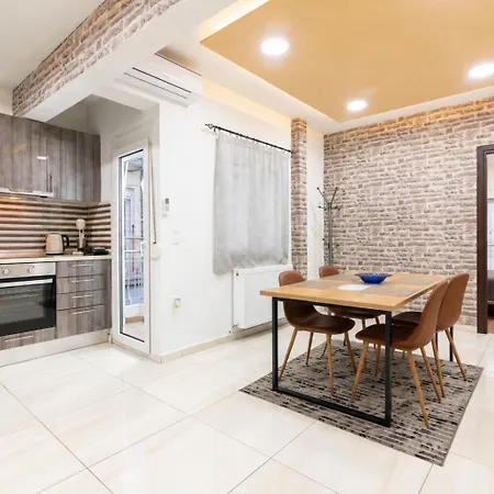 F & B Collection - 2br Fast Wi-fi Penthouse Appartement *